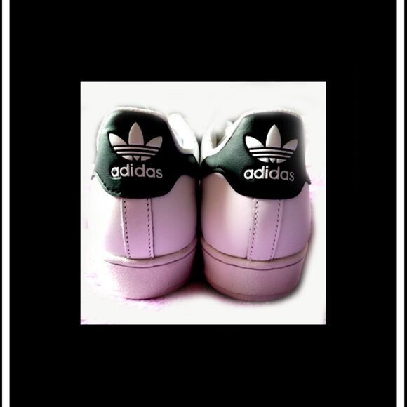 New Adidas Originals Superstar Genuine Leather Fashion Sneakers/Athletic/Tennis - Picture 7 of 14